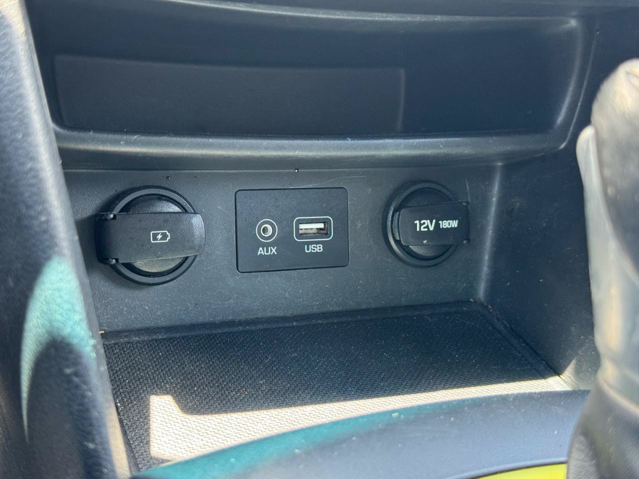 Used 2019 Hyundai Kona Limited FWD image 24