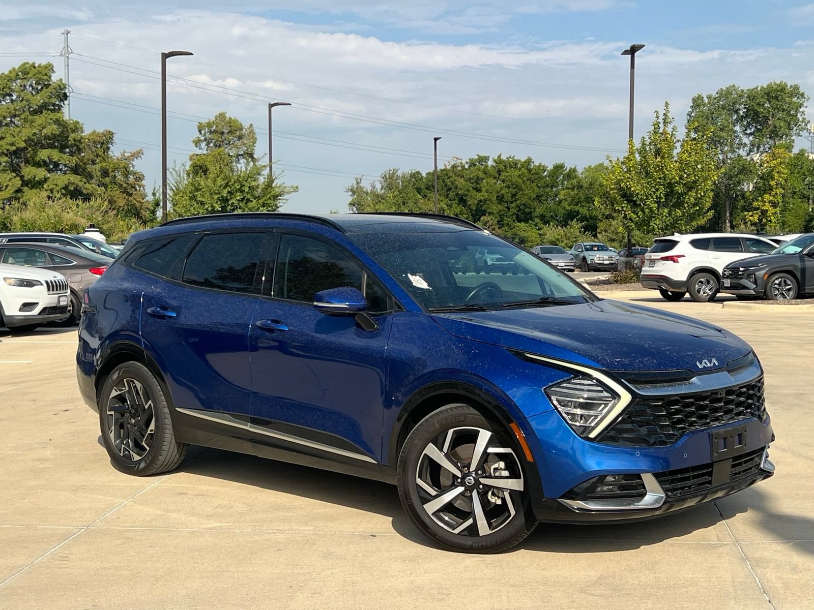 Used 2023 Kia Sportage SX FWD image 1