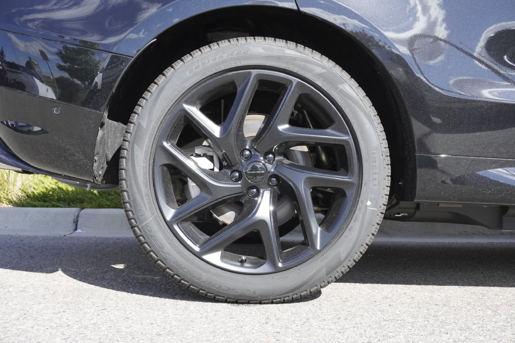 New 2026 Land Rover Range Rover Sport Dynamic SE AWD/4WD image 34