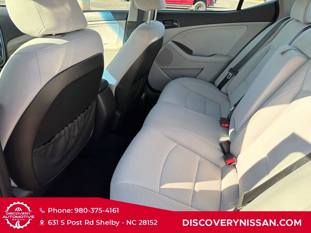 Used 2015 Kia Optima LX image 27