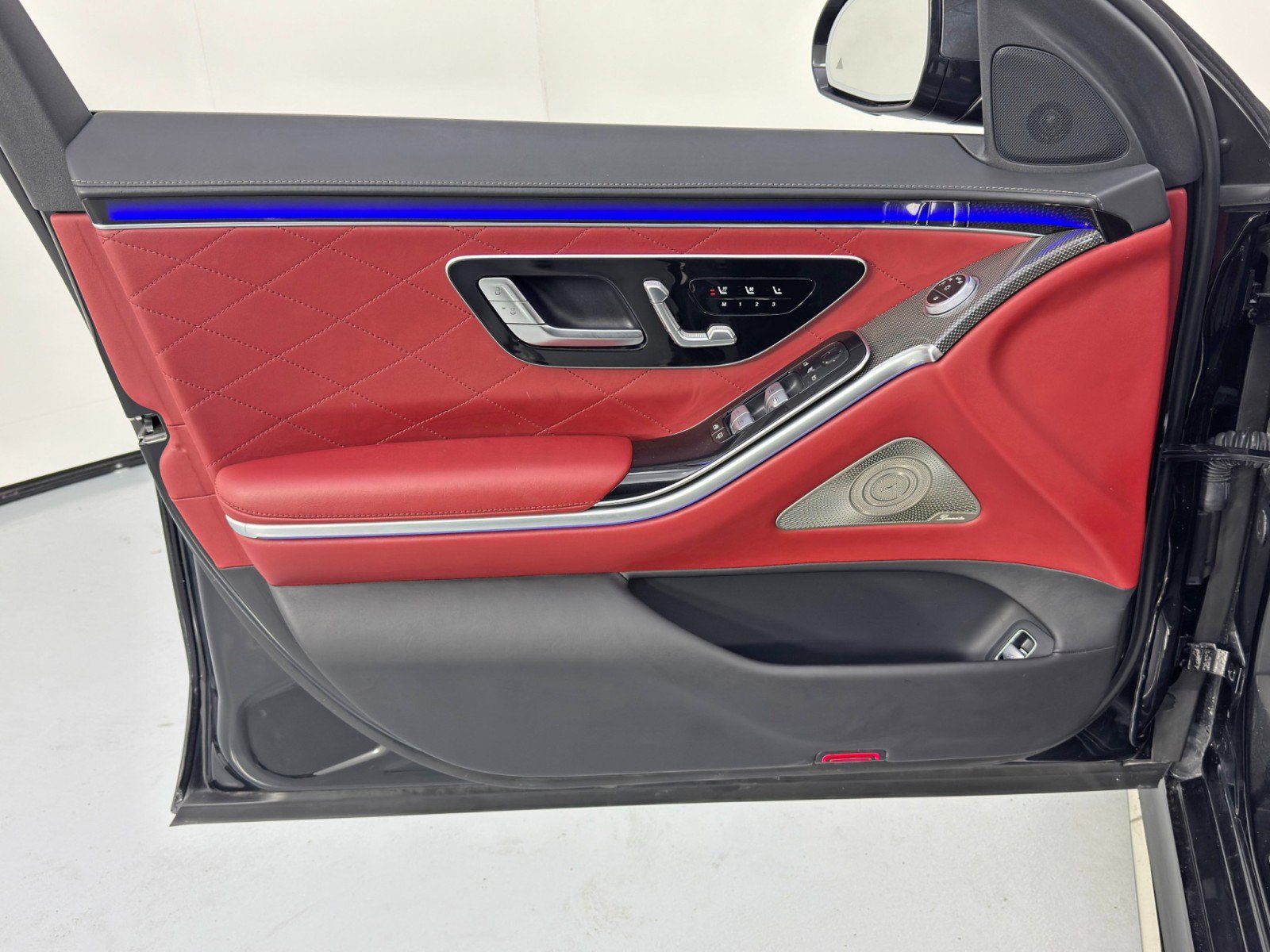 Used 2023 Mercedes-Benz S 580 4MATIC Sedan image 50