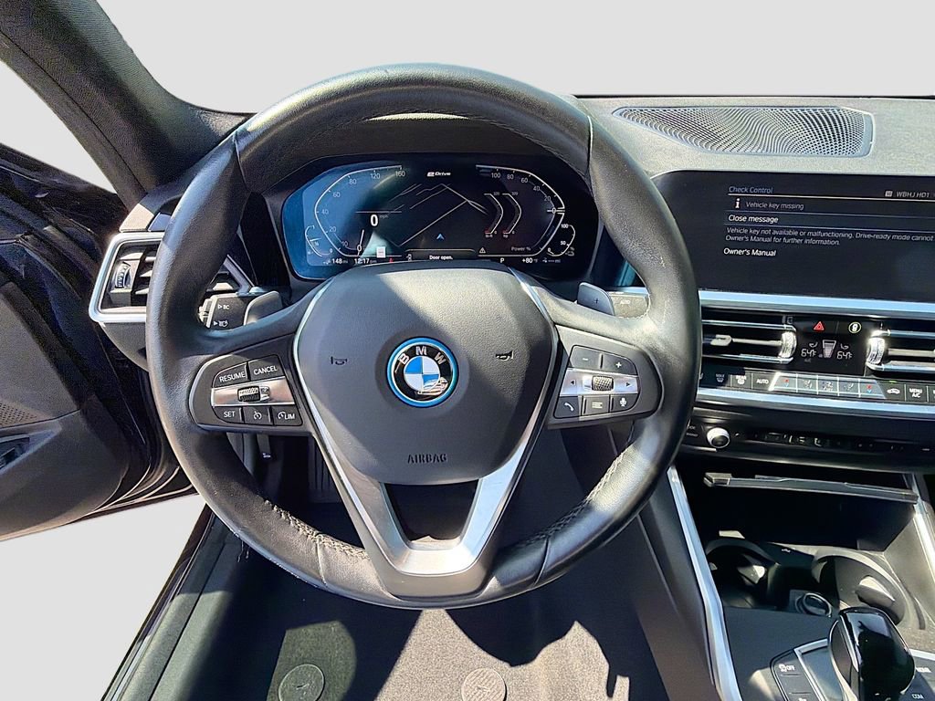Used 2022 BMW 330e w/ Driving Assistance Package image 11