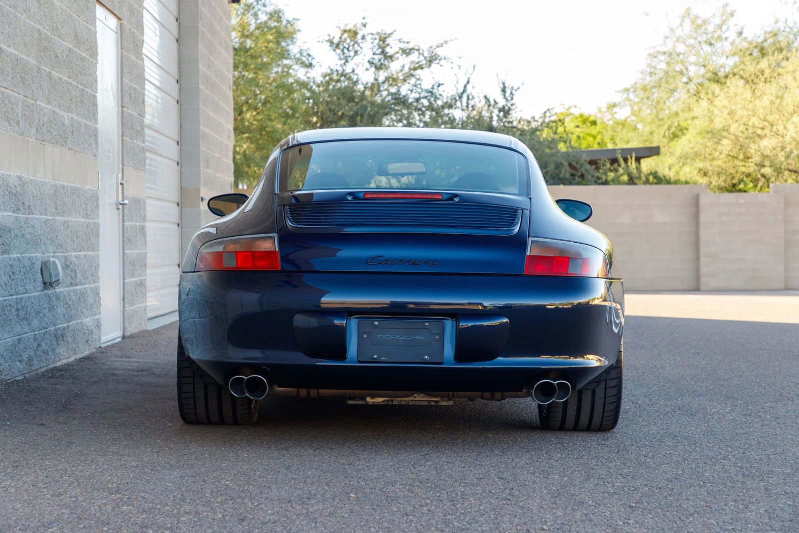Used 2003 Porsche 911 Carrera image 10