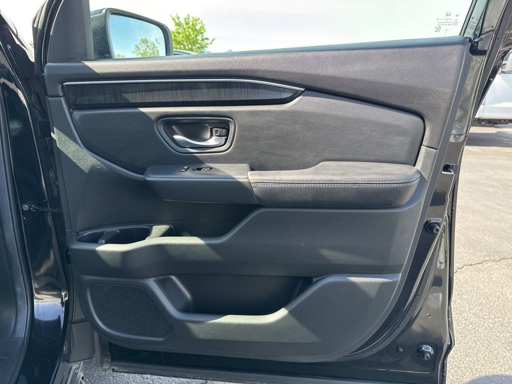 Used 2025 Honda Pilot Elite image 43