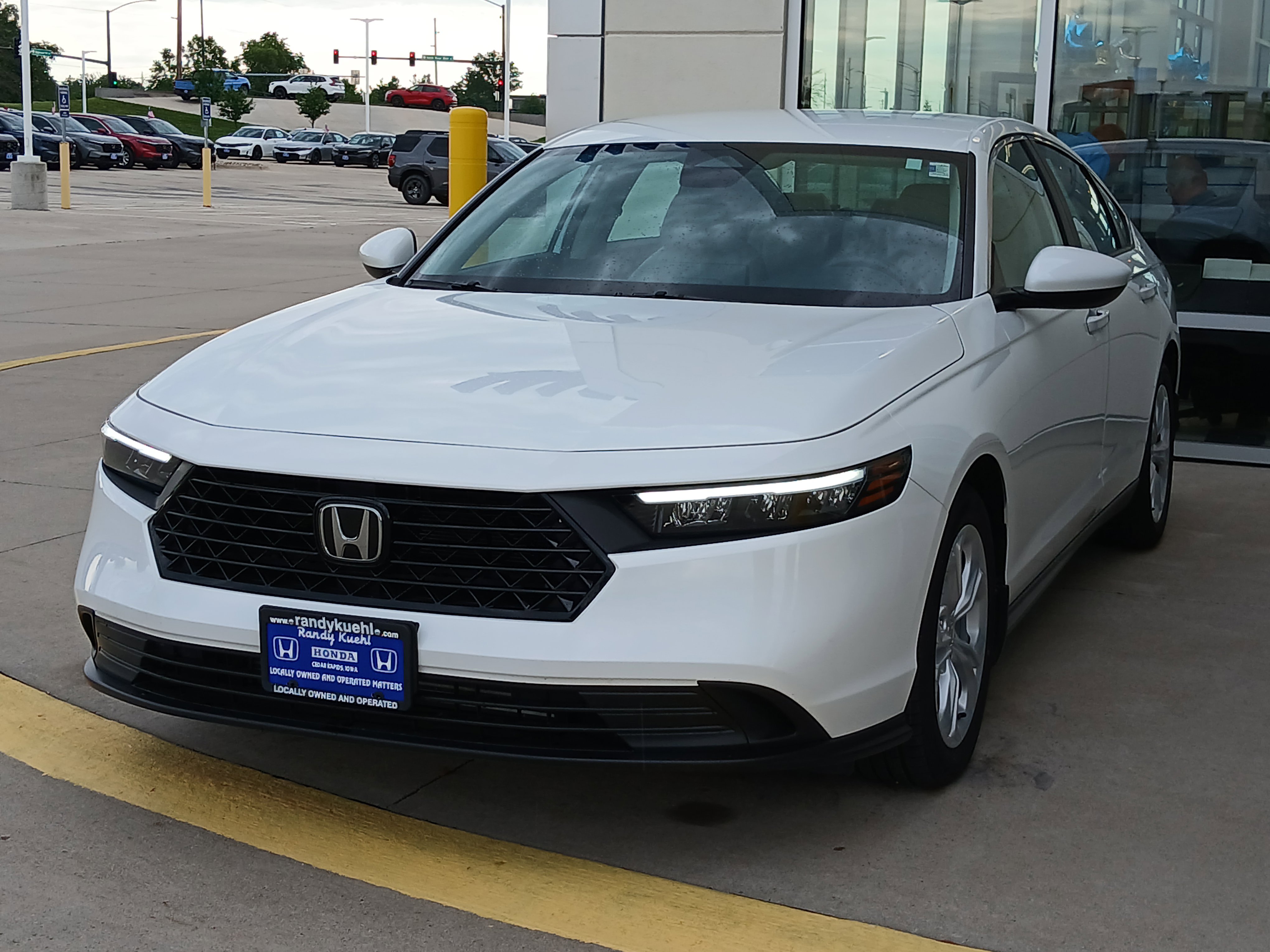 Used 2024 Honda Accord LX image 3