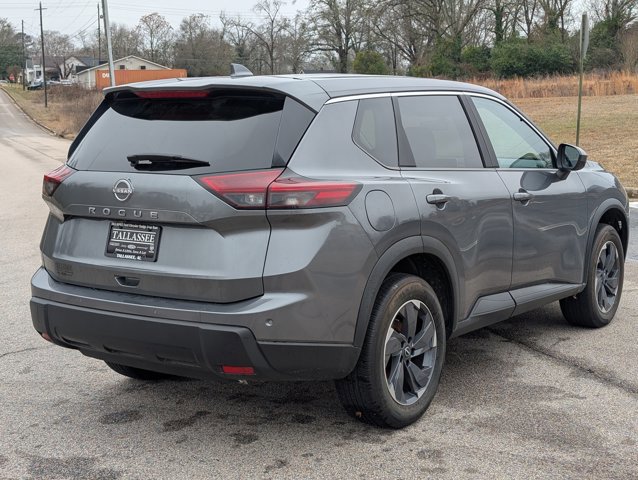 Used 2025 Nissan Rogue SV image 7