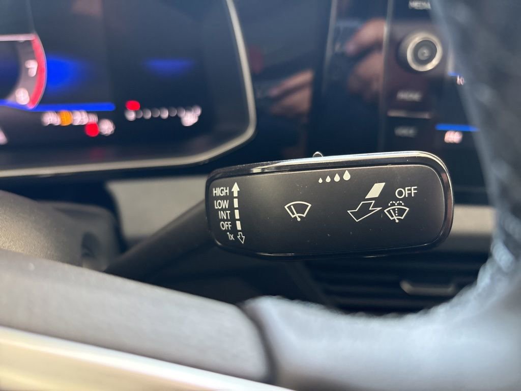 New 2026 Volkswagen Jetta SE image 16