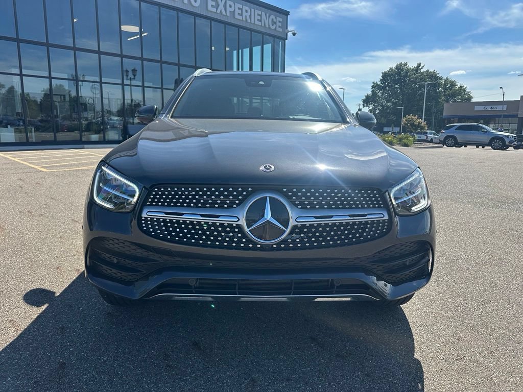 Used 2022 Mercedes-Benz GLC 300 4MATIC image 2