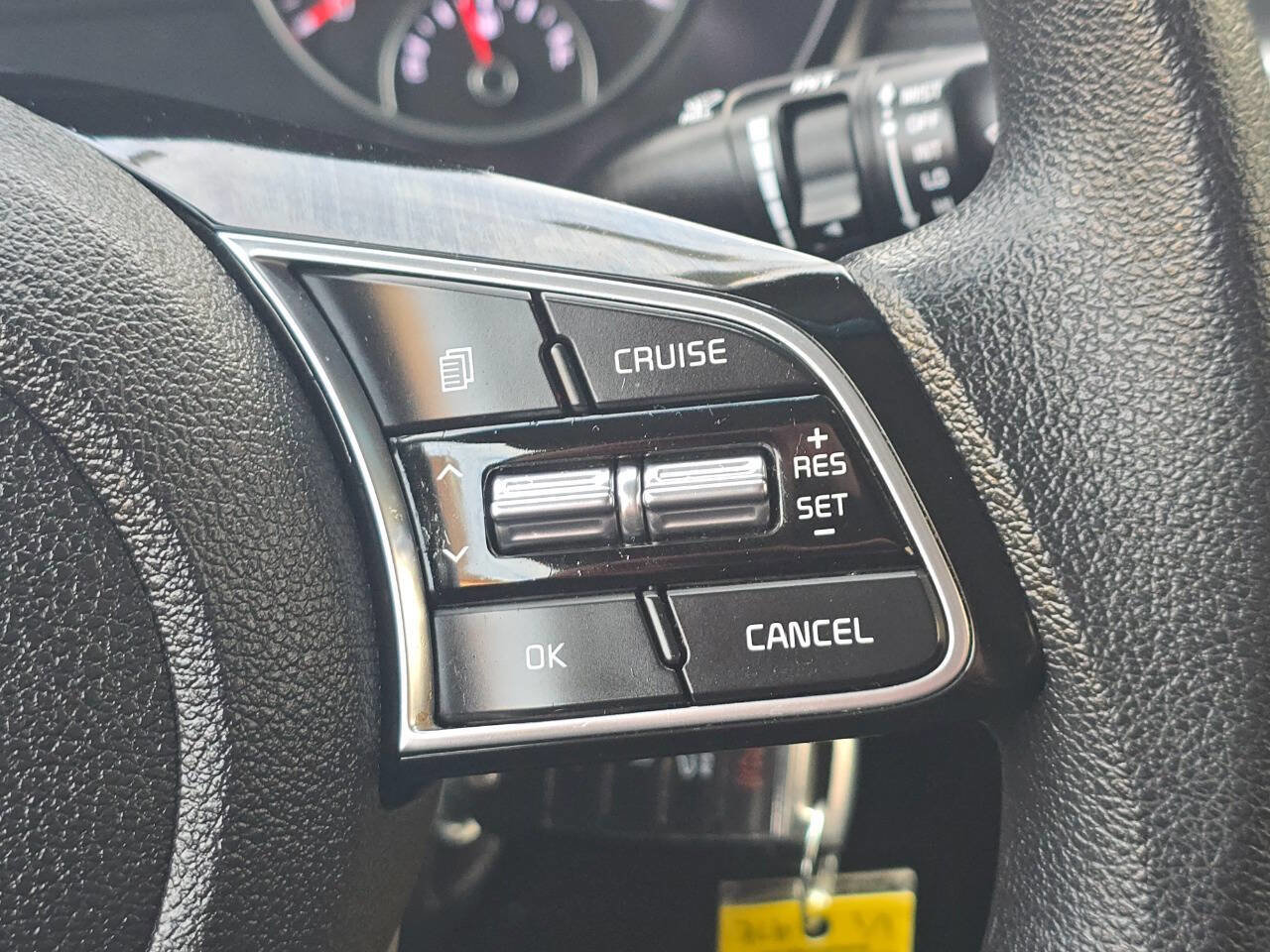 Used 2020 Kia Optima LX image 27