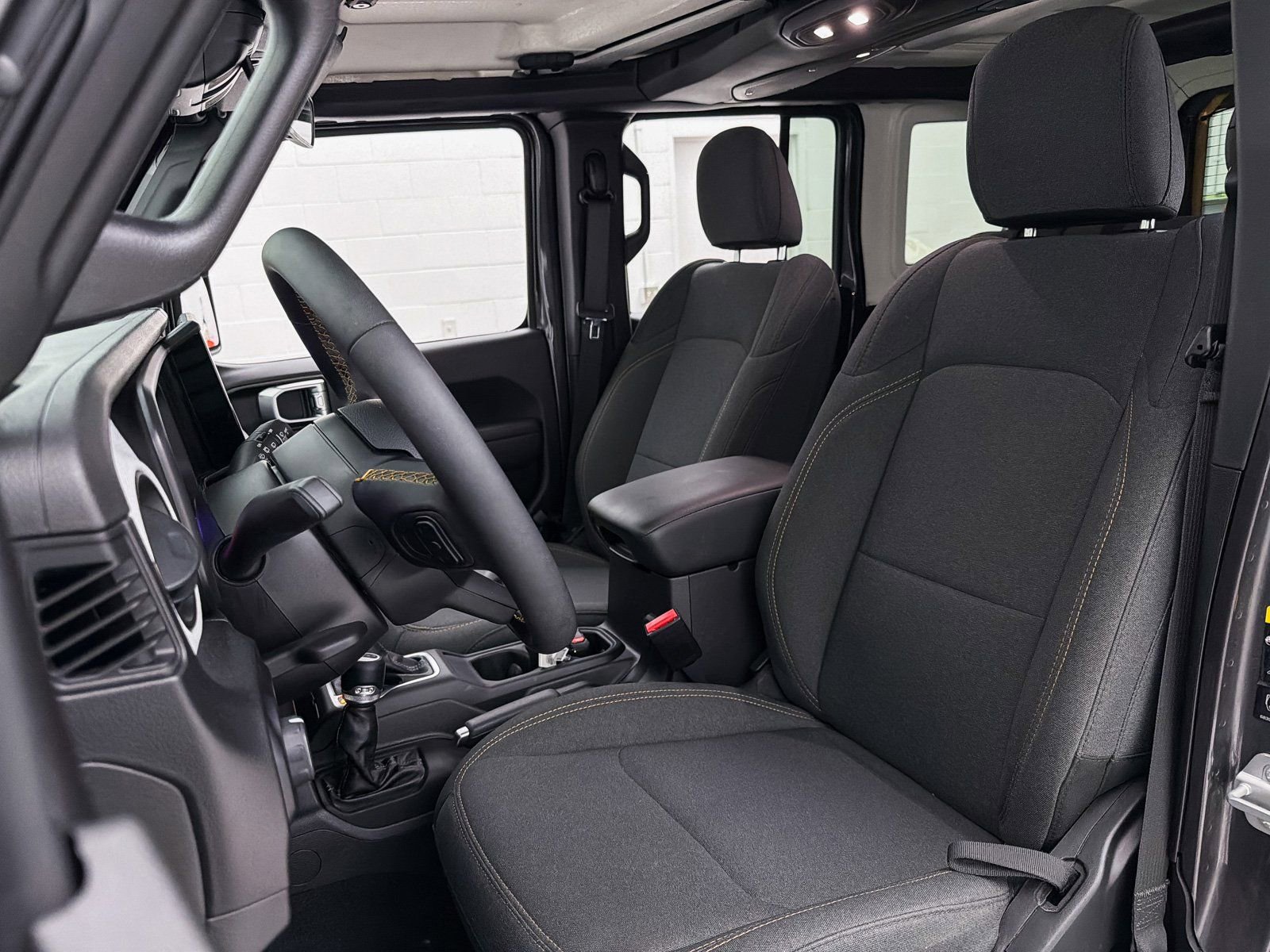 Used 2024 Jeep Wrangler Sport S image 18