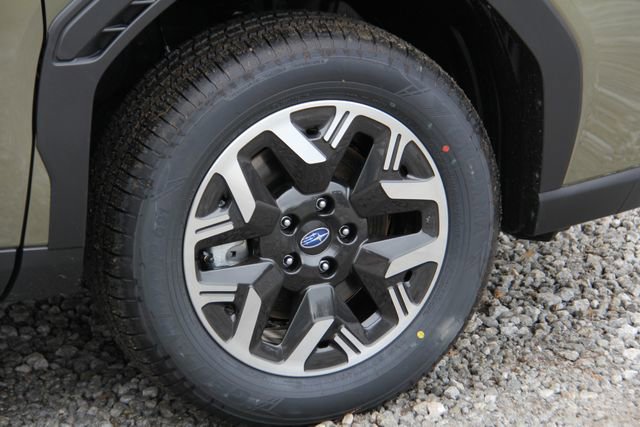 New 2026 Subaru Forester Premium AWD/4WD image 11