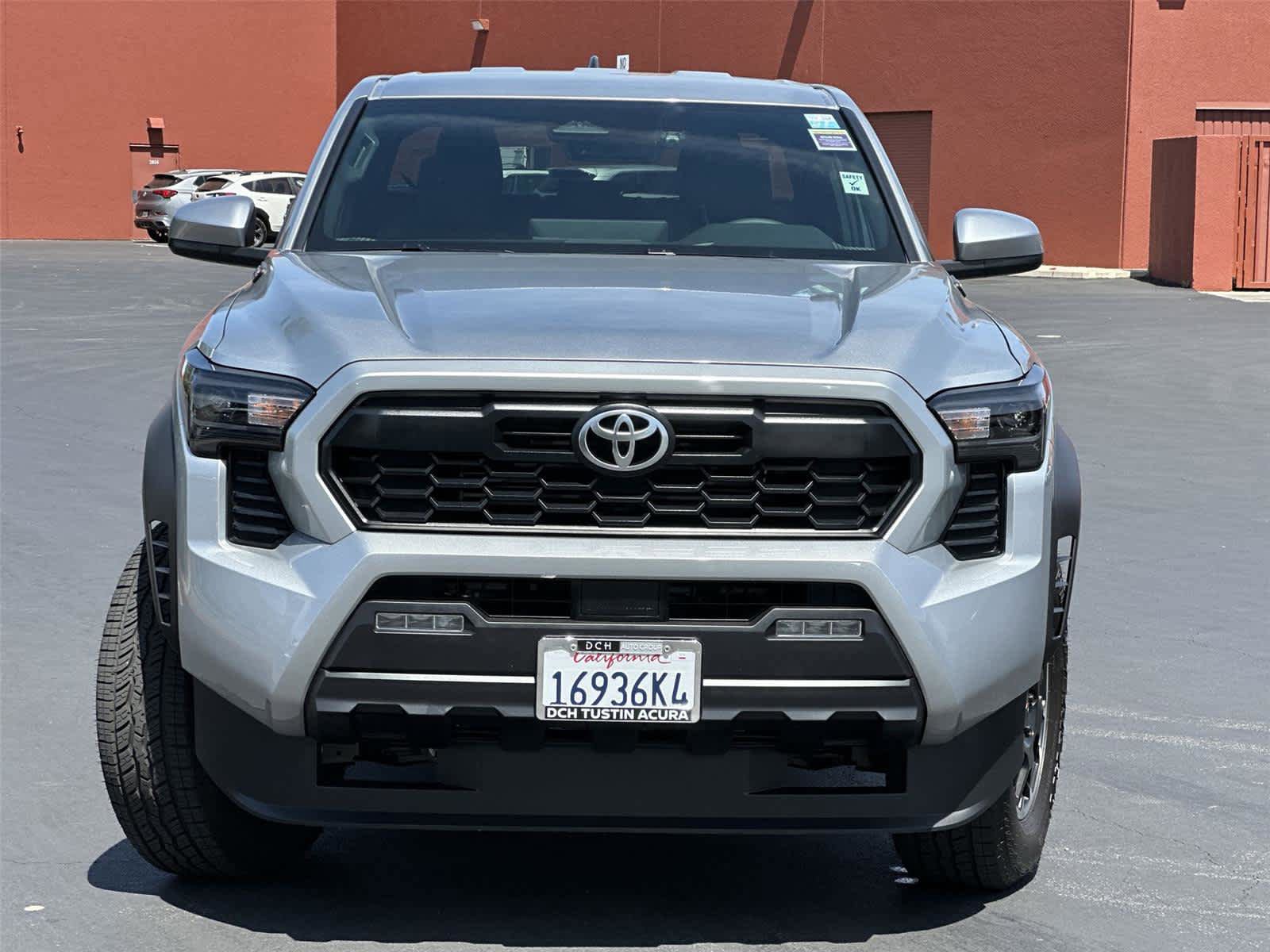 Used 2025 Toyota Tacoma TRD Off-Road AWD/4WD image 7