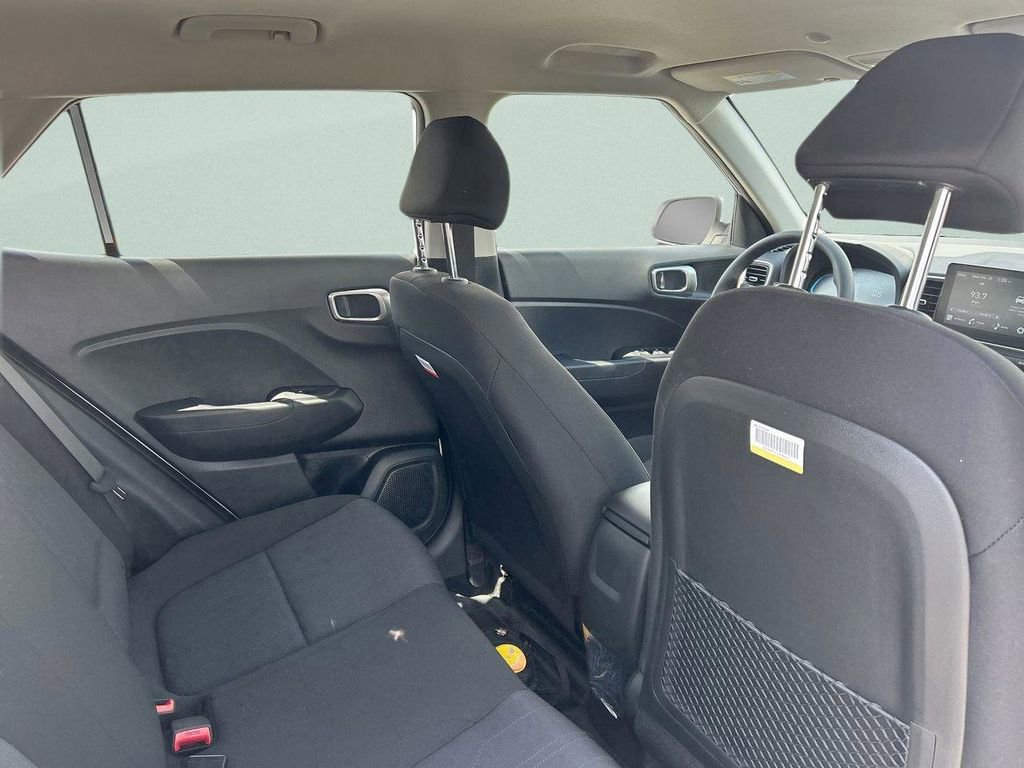 New 2026 Hyundai Venue SE image 21
