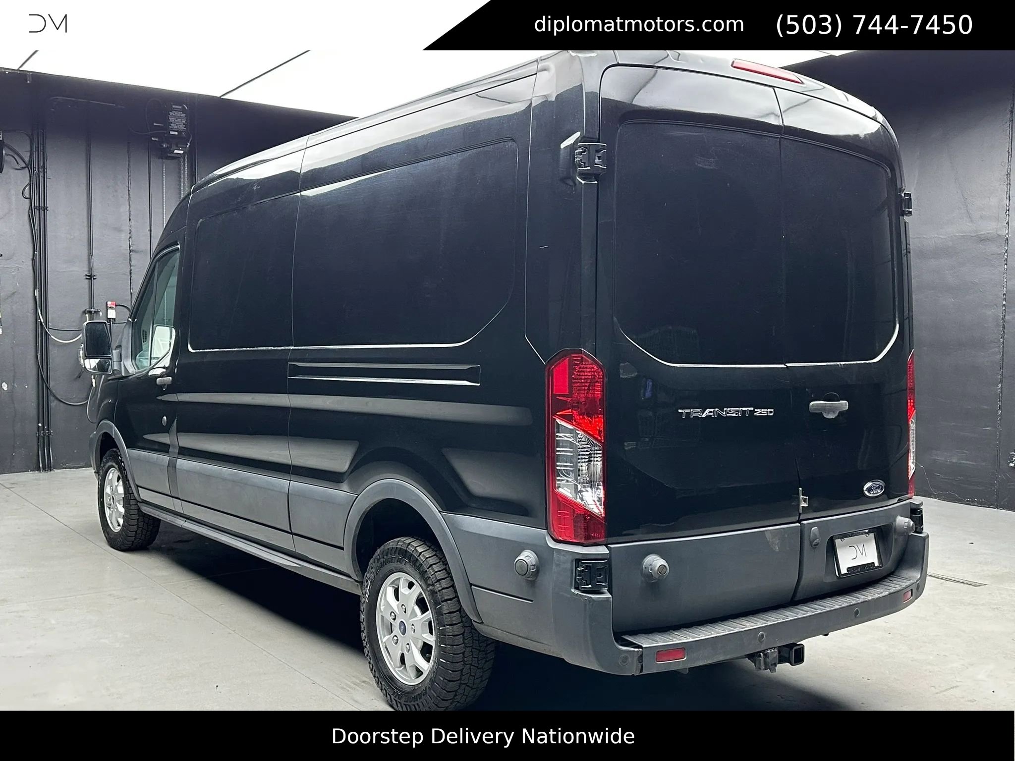 Used 2015 Ford Transit 250 148 Medium Roof image 5