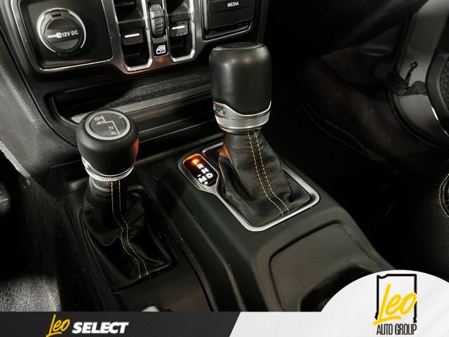Used 2023 Jeep Gladiator Overland AWD/4WD image 17