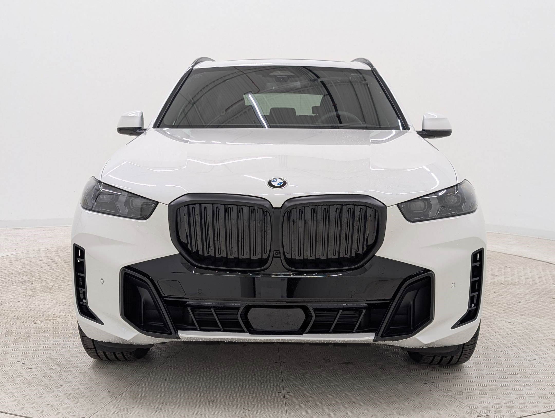 New 2026 BMW X5 sDrive40i image 6