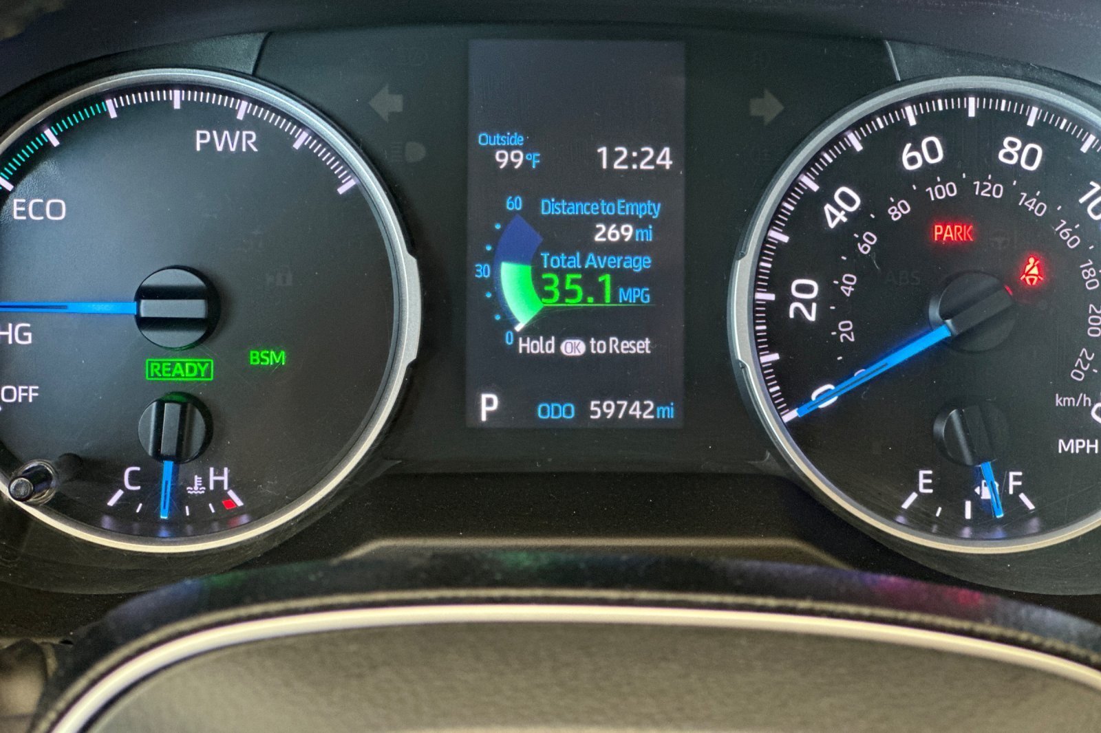 Used 2021 Toyota RAV4 XLE w/ XLE Grade Weather Package AWD/4WD image 24