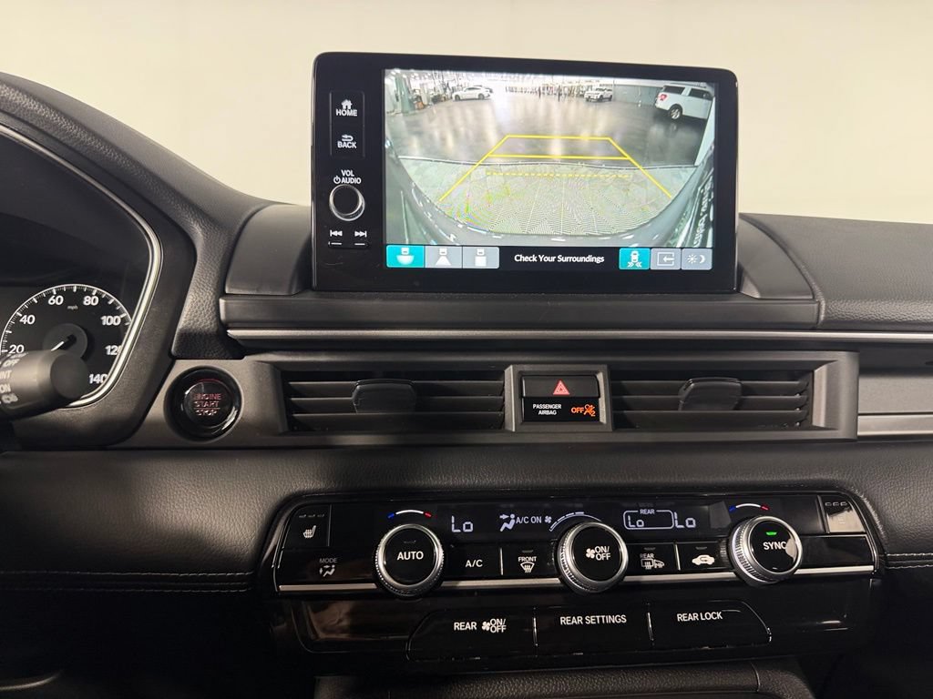 Used 2025 Honda Pilot EX-L image 18