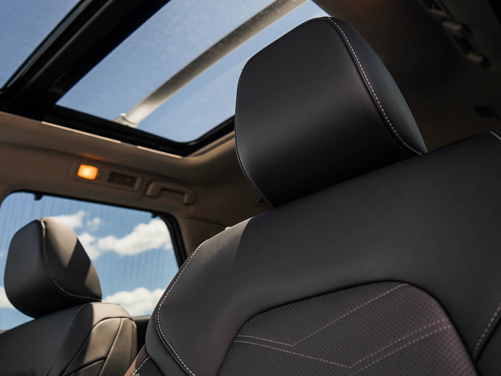 New 2025 Nissan Pathfinder Platinum image 21