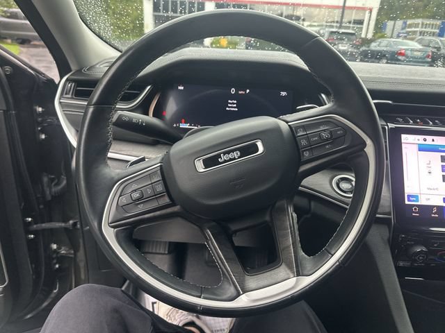Used 2021 Jeep Grand Cherokee L Limited AWD/4WD image 13