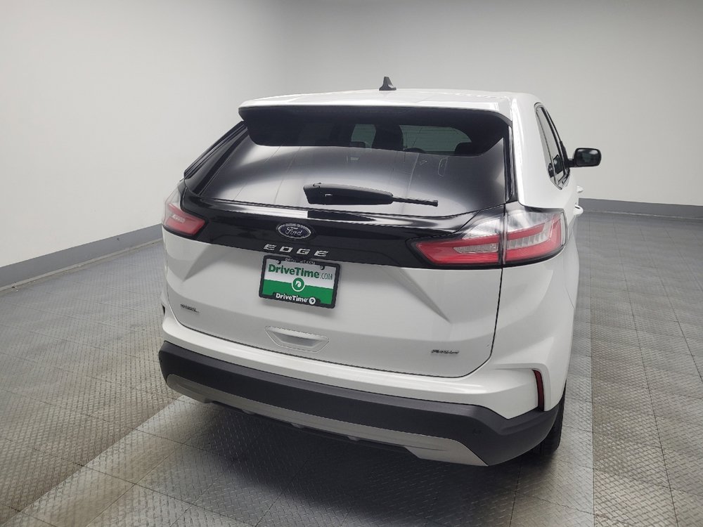 Used 2023 Ford Edge SEL image 7