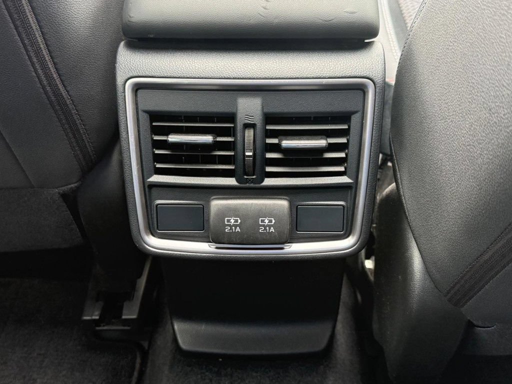 Used 2020 Subaru Forester Premium AWD/4WD image 12