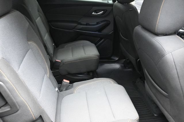 Used 2021 Chevrolet Traverse LT FWD image 40