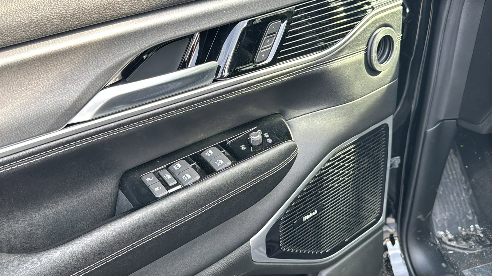 New 2026 Jeep Grand Wagoneer Limited image 14
