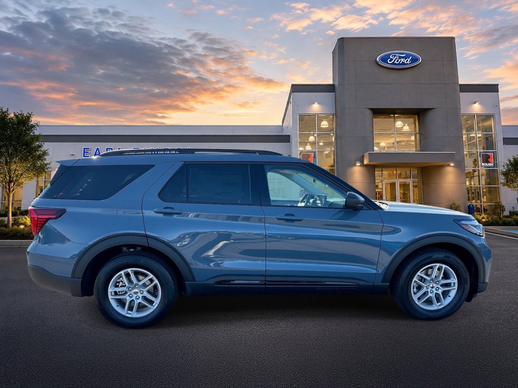 New 2026 Ford Explorer Active w/ Active Comfort Package RWD image 9