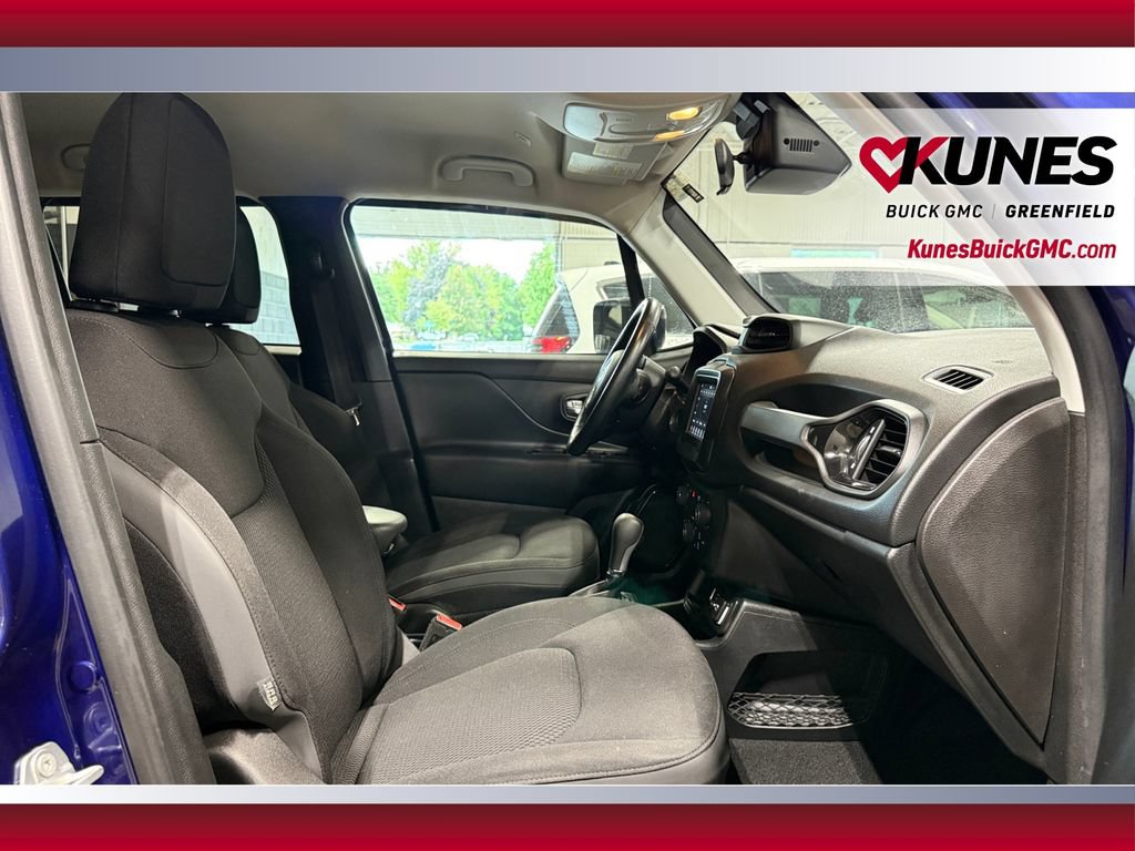 Used 2019 Jeep Renegade Altitude w/ Quick Order Package 2XM FWD image 35
