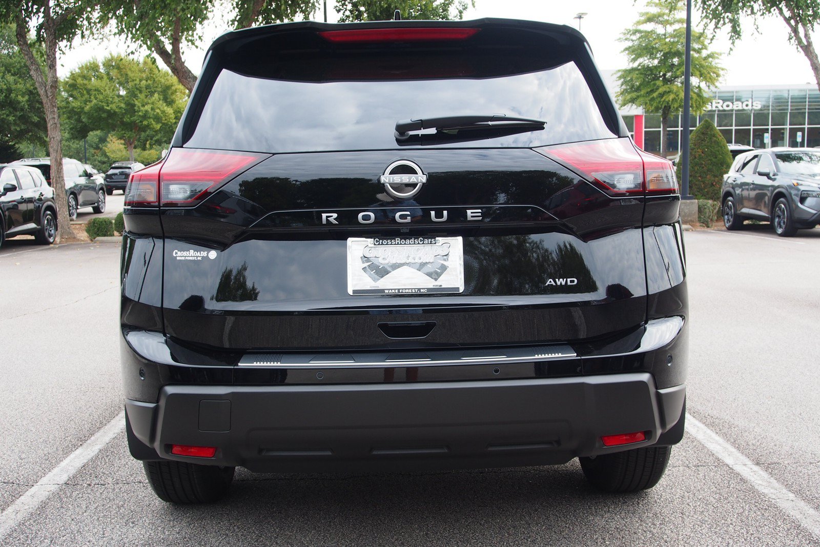 Used 2026 Nissan Rogue SV AWD/4WD image 6