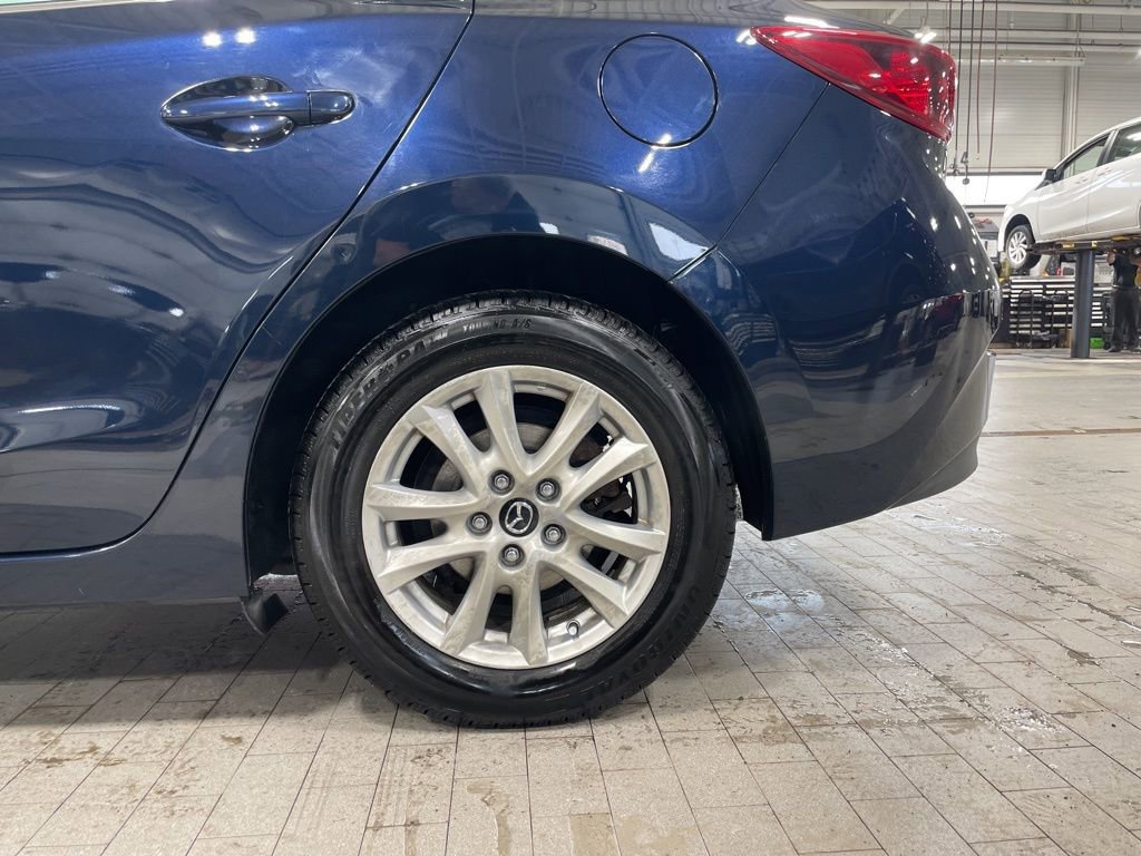 Used 2017 MAZDA MAZDA3 Sport w/ Preferred Equipment Package image 28