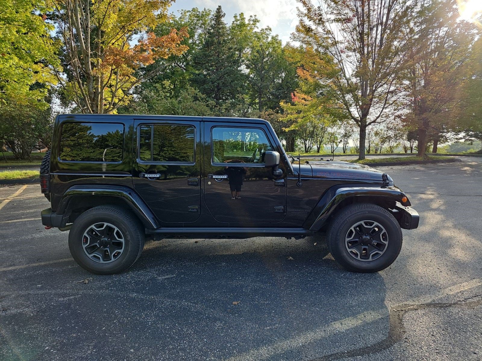 Used 2015 Jeep Wrangler Unlimited Rubicon AWD/4WD image 7