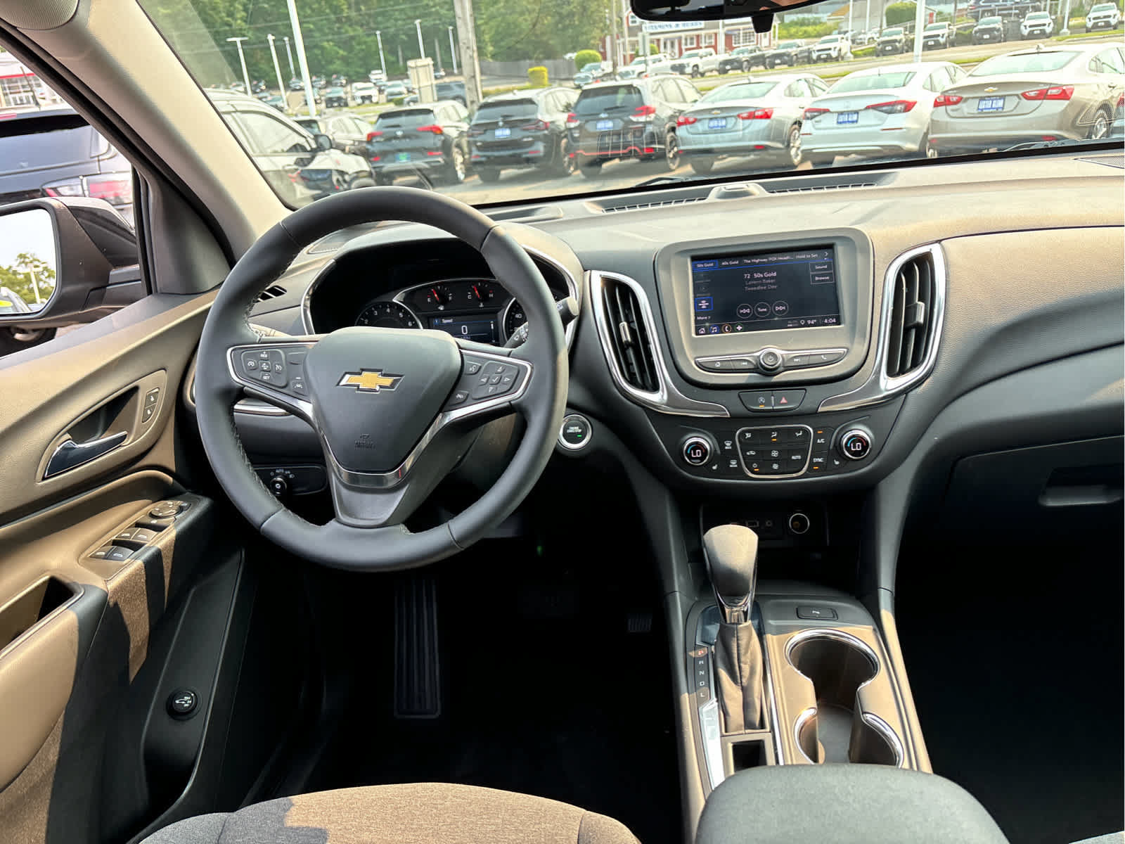 Certified 2024 Chevrolet Equinox LT w/ LPO, Floor Liner Package FWD image 22