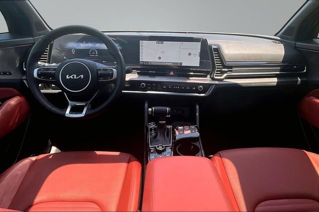 Certified 2025 Kia Sportage SX FWD image 7