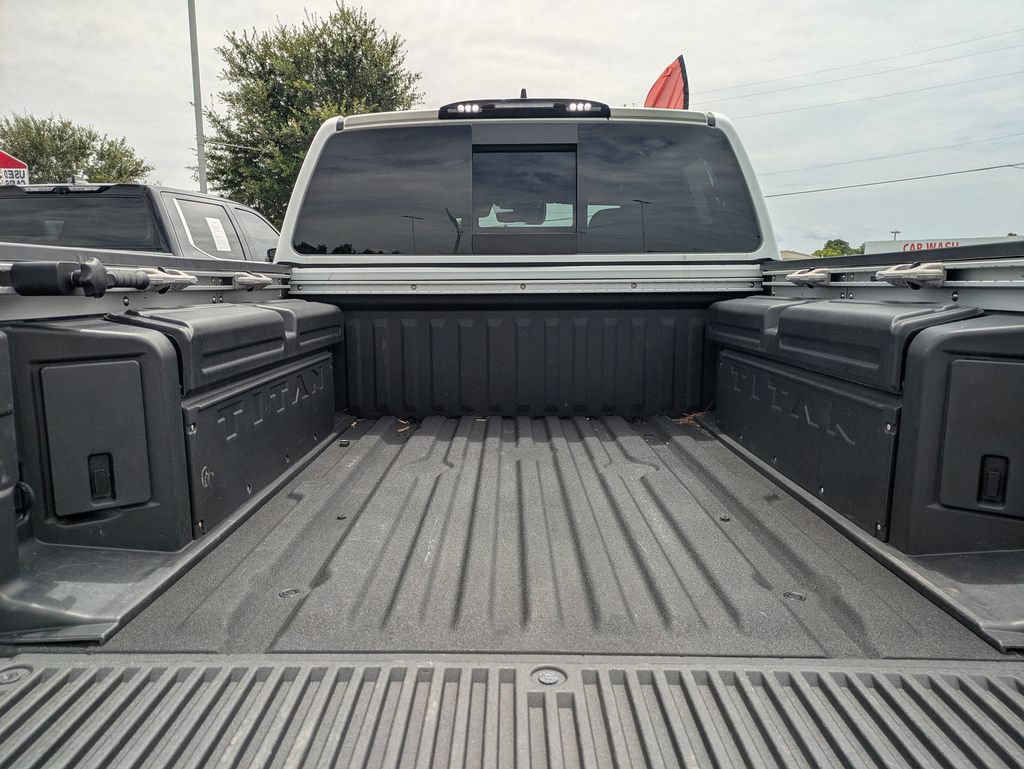 Used 2023 Nissan Titan Platinum Reserve w/ Moonroof Package AWD/4WD image 33