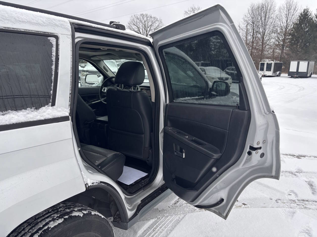 Used 2009 Jeep Grand Cherokee Laredo image 16