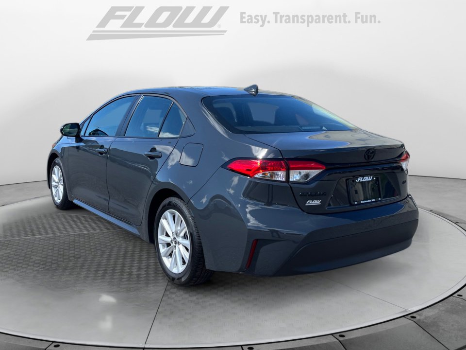 Used 2026 Toyota Corolla LE w/ LE Premium Package image 6