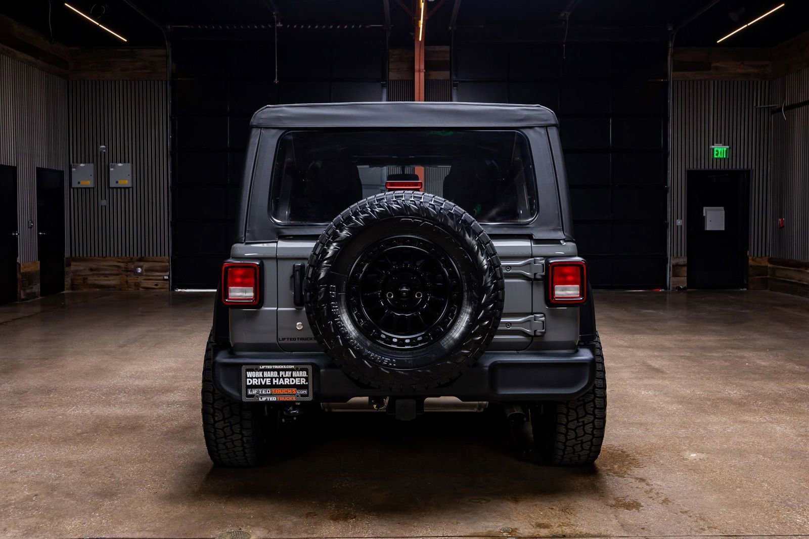 Used 2022 Jeep Wrangler Unlimited Sport AWD/4WD image 8