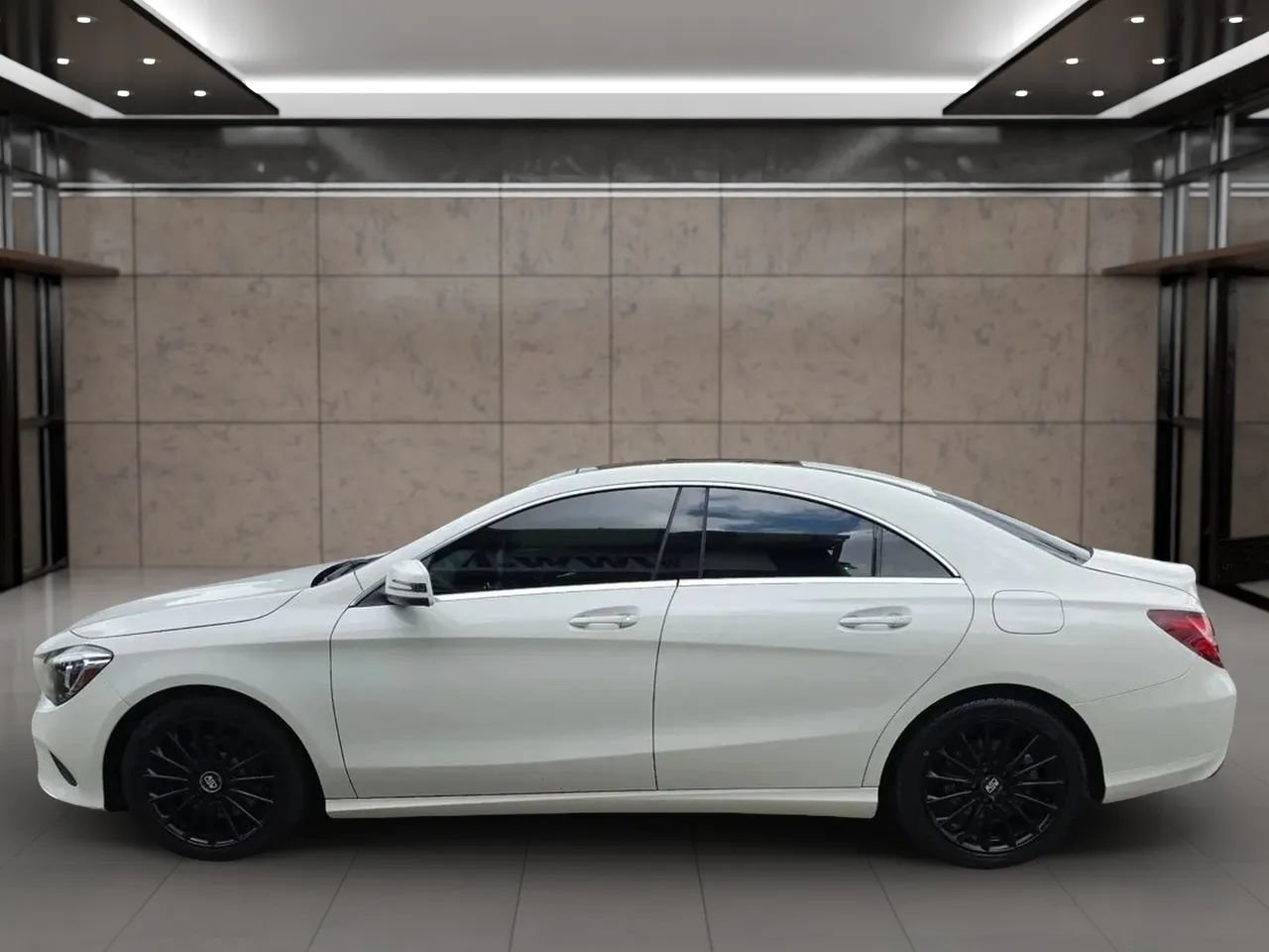 Used 2017 Mercedes-Benz CLA 250 4MATIC image 8