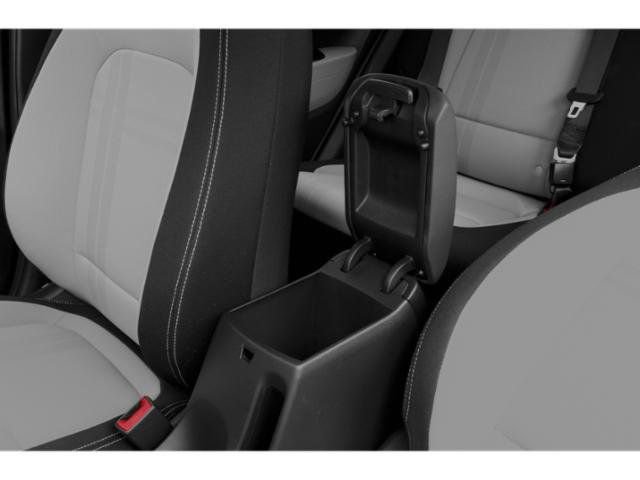 Used 2022 Hyundai Venue SEL FWD image 17
