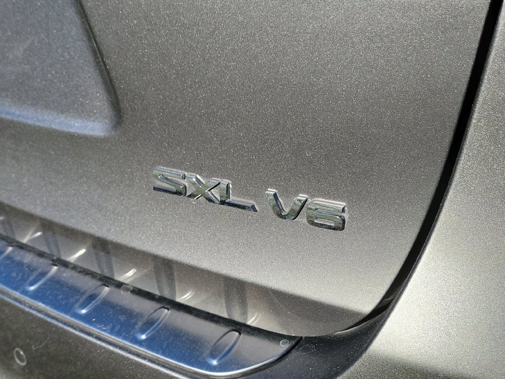 Used 2019 Kia Sorento SX FWD image 18