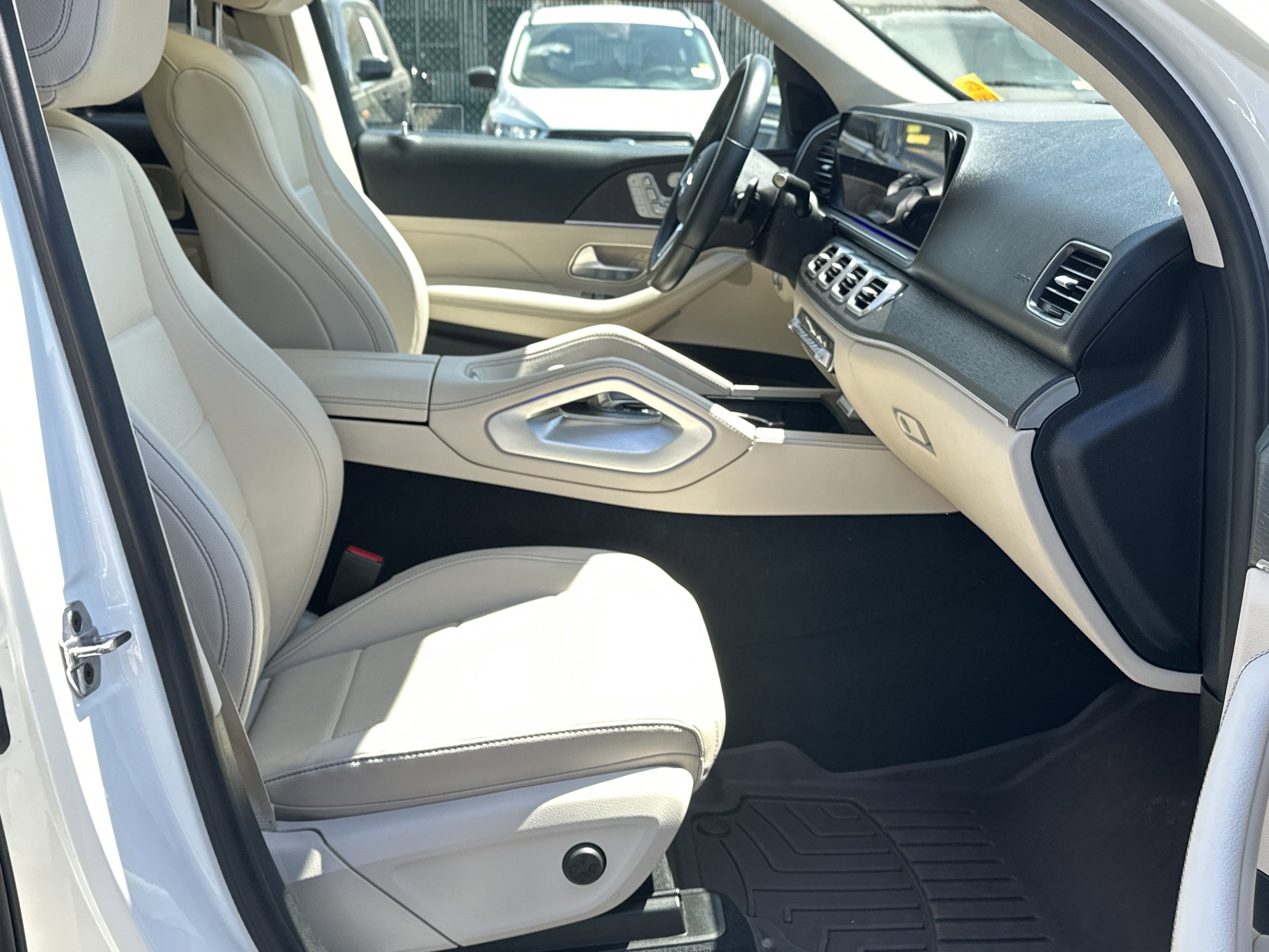 Used 2022 Mercedes-Benz GLE 350 image 12