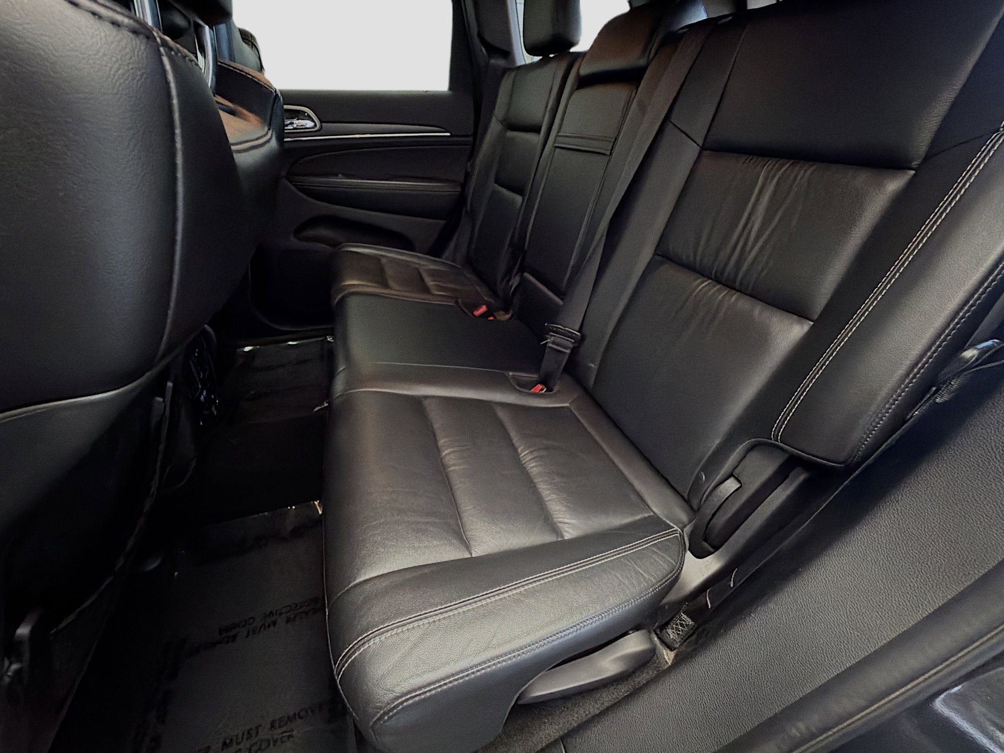 Used 2015 Jeep Grand Cherokee Limited image 13