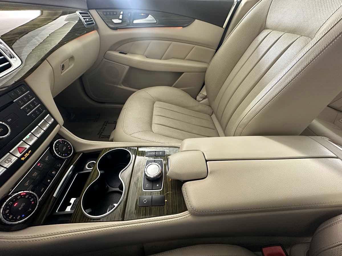 Used 2015 Mercedes-Benz CLS 400 image 39