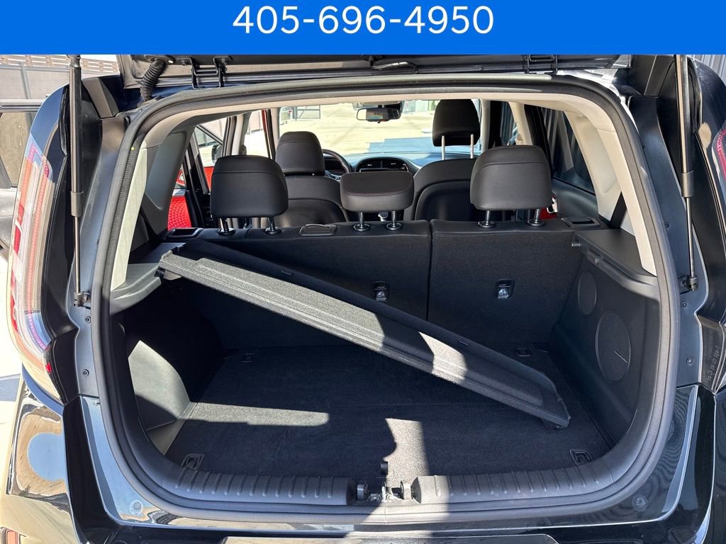 Used 2024 Kia Soul GT-Line w/ GT-Line Technology Package image 18