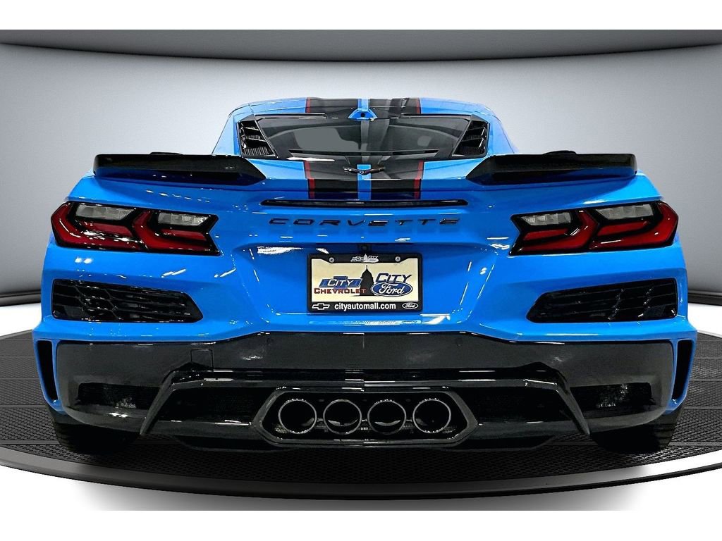 Used 2025 Chevrolet Corvette Z06 w/ Stealth Interior Trim Package image 5