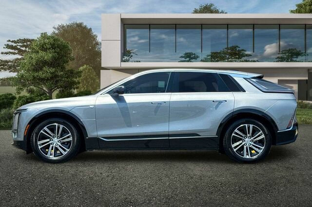 Certified 2024 Cadillac Lyriq Luxury w/ LPO, Floor Liner Package RWD image 7