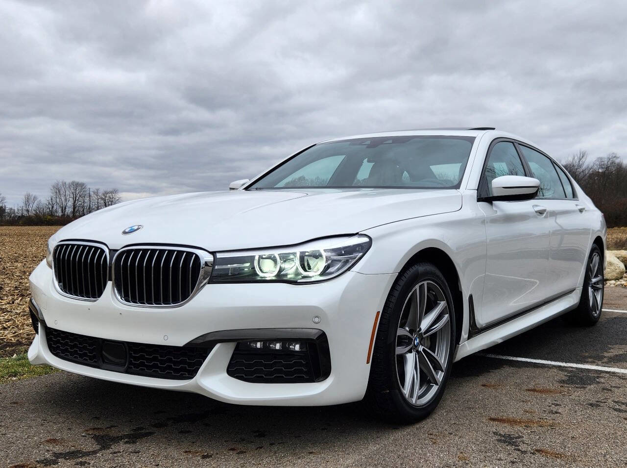 Used 2019 BMW 740i xDrive w/ Executive Package image 20