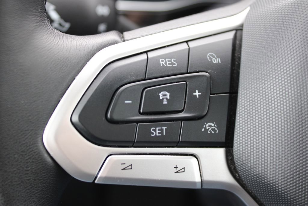 Used 2022 Volkswagen Jetta SEL image 29